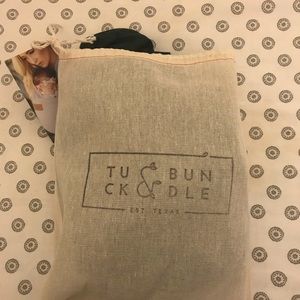 Tuck and bundle baby wrap. Dark green